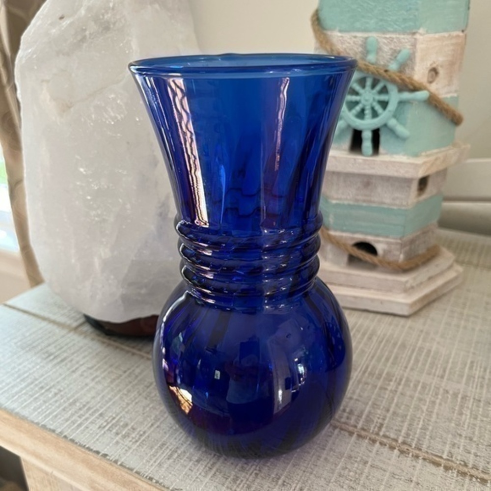 Vintage Anchor Hocking Optic Swirl Ribbed Vase Cobalt Blue